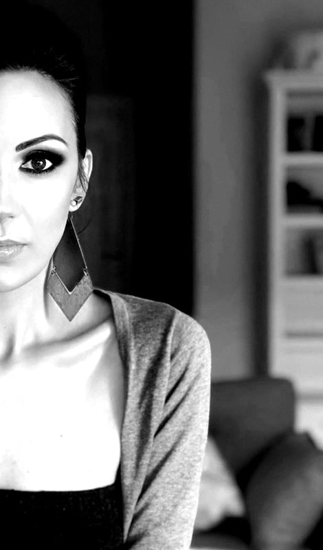 ana-noir Ana